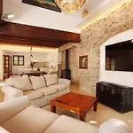 Tradition Und Geschmack Mallorcas Vereint By Interhome Holiday home Port de Pollenca