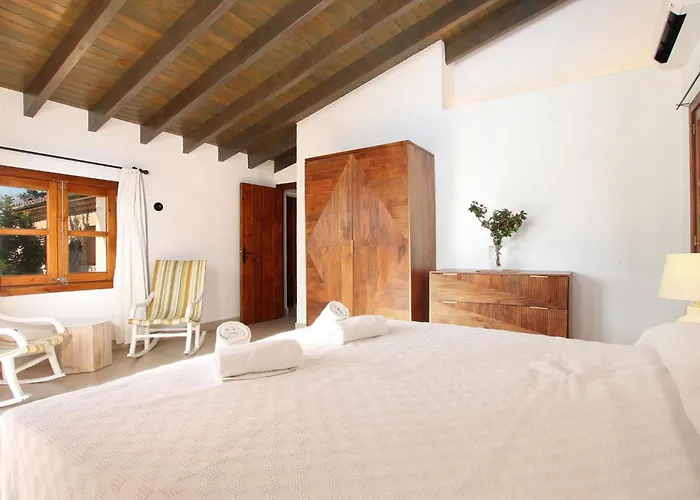 Tradition Und Geschmack Mallorcas Vereint By Interhome 波连萨港