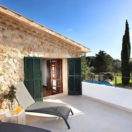 Tradition Und Geschmack Mallorcas Vereint By Interhome Holiday home Port de Pollenca